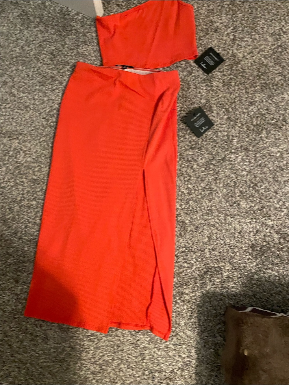Lulu's Vibrant Orange Ribbed Midi Skirt with Side Slit